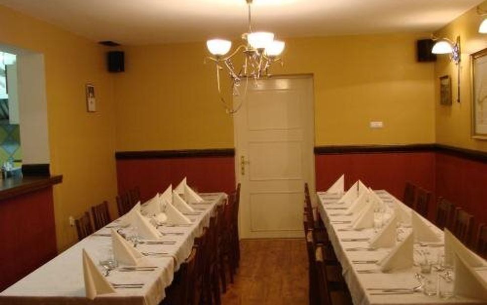 Restaurant Photo