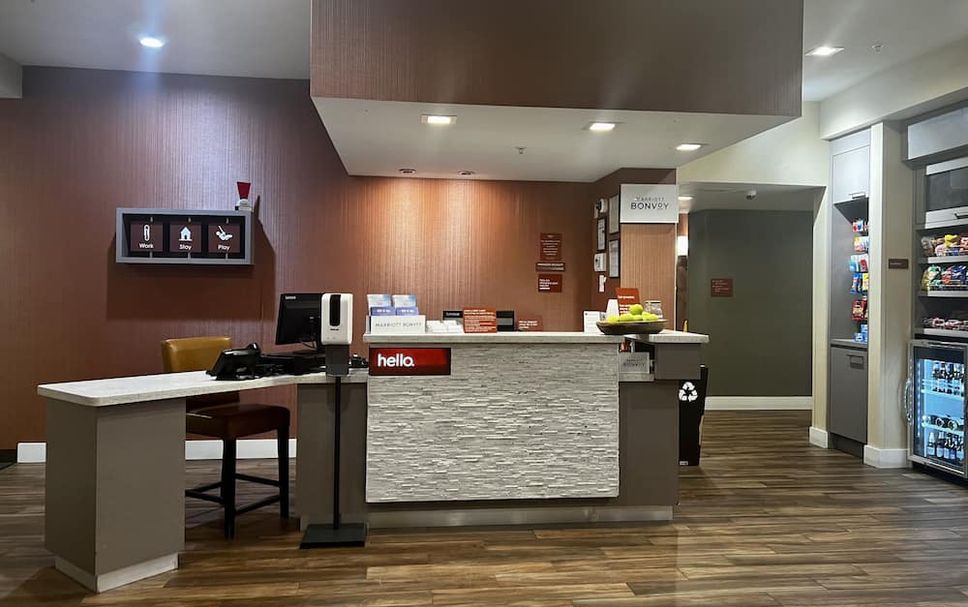 Front desk Photo