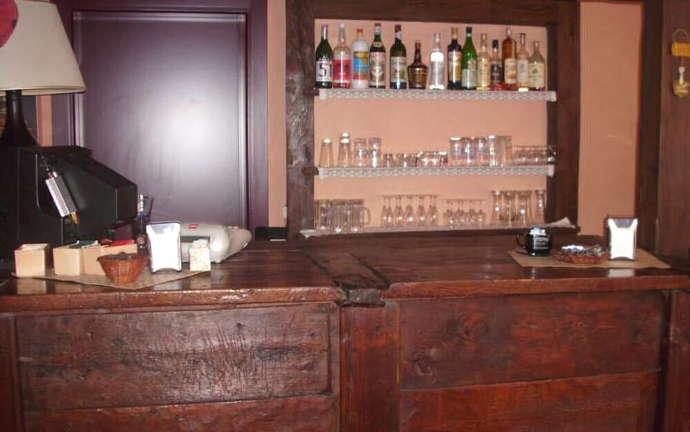 Bar Photo