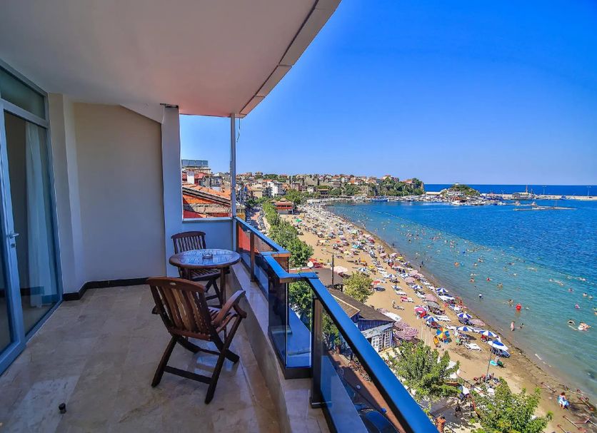 Balcony Photo