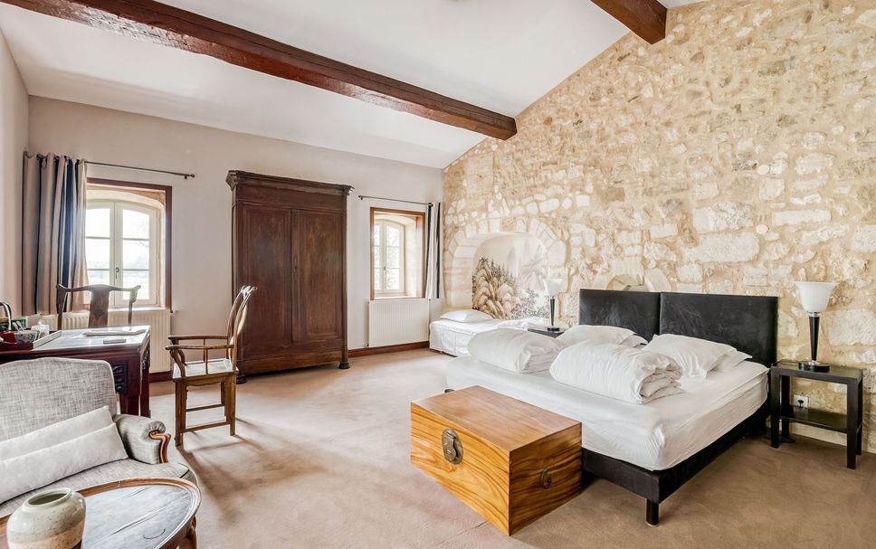 Bedroom Photo