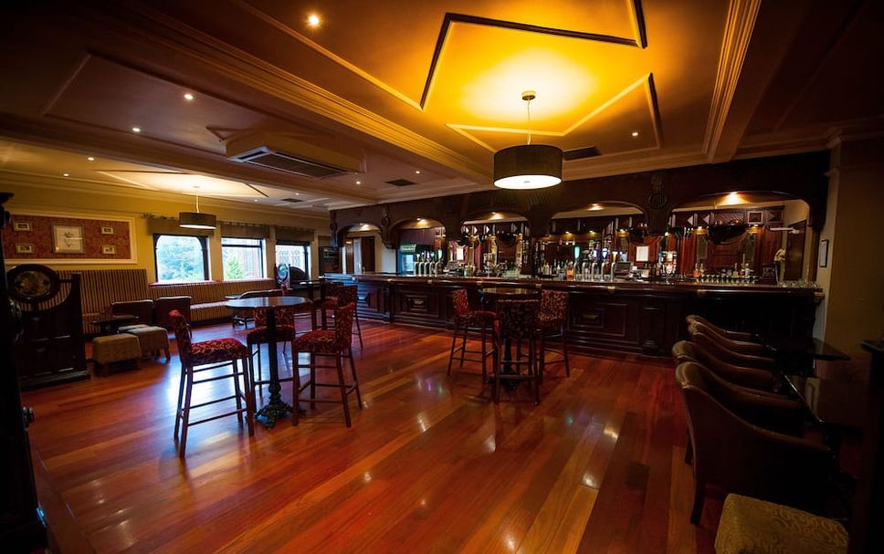 Bar Photo