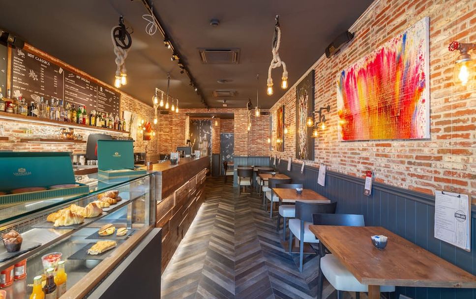 Restaurant Photo