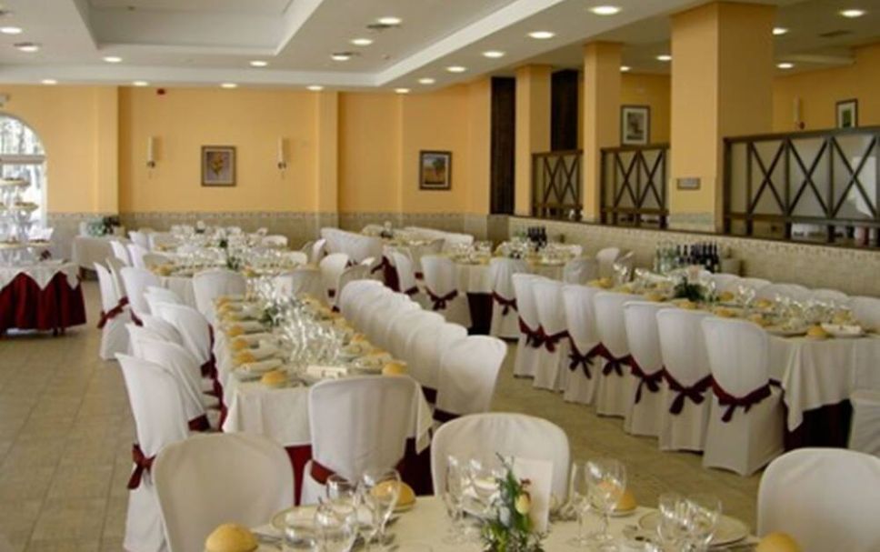 Banquet hall Photo