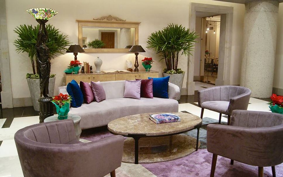 Lounge Photo