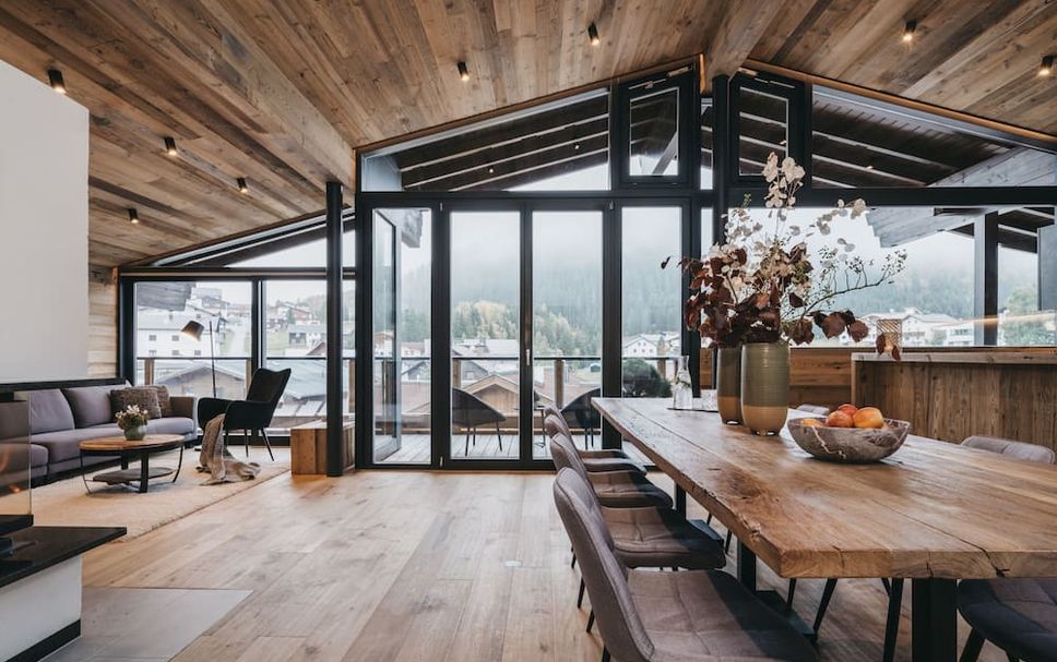 Dining room Photo