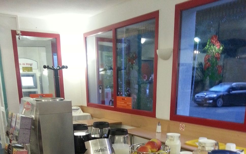 Buffet Photo