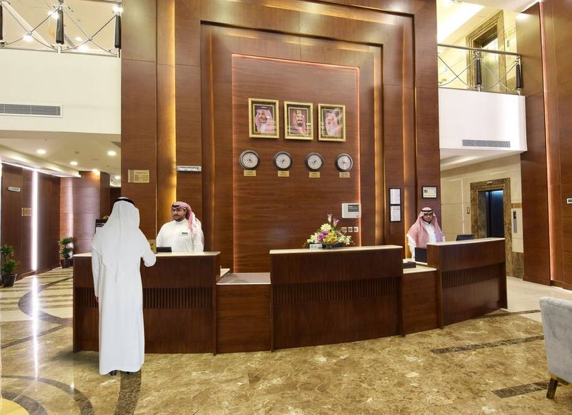 Front desk Photo