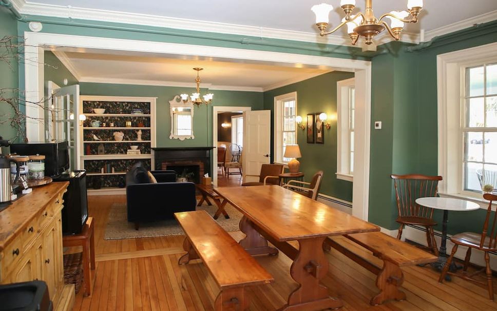 Dining room Photo