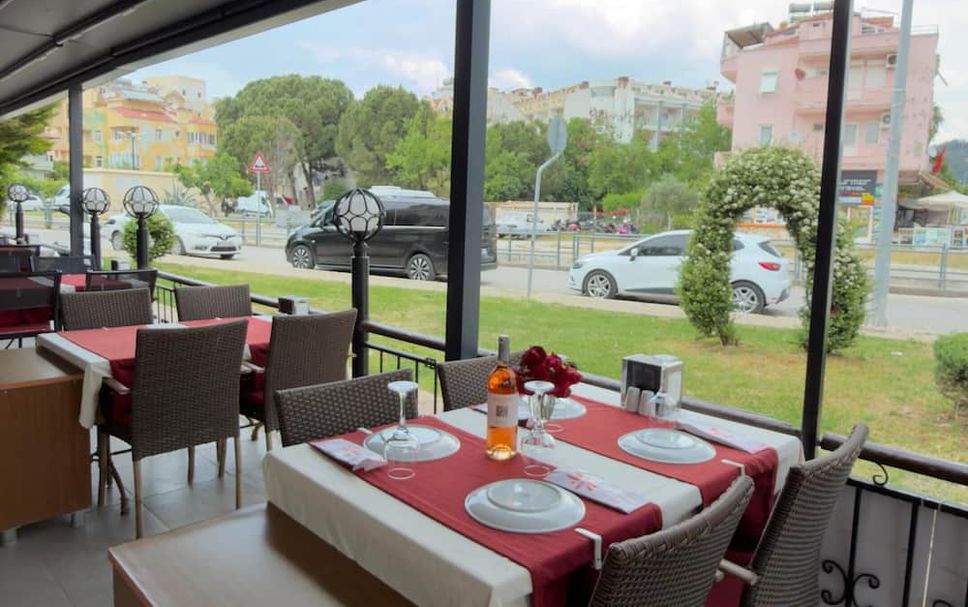 Restaurant Photo