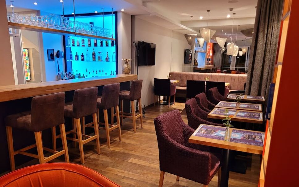 Bar Photo