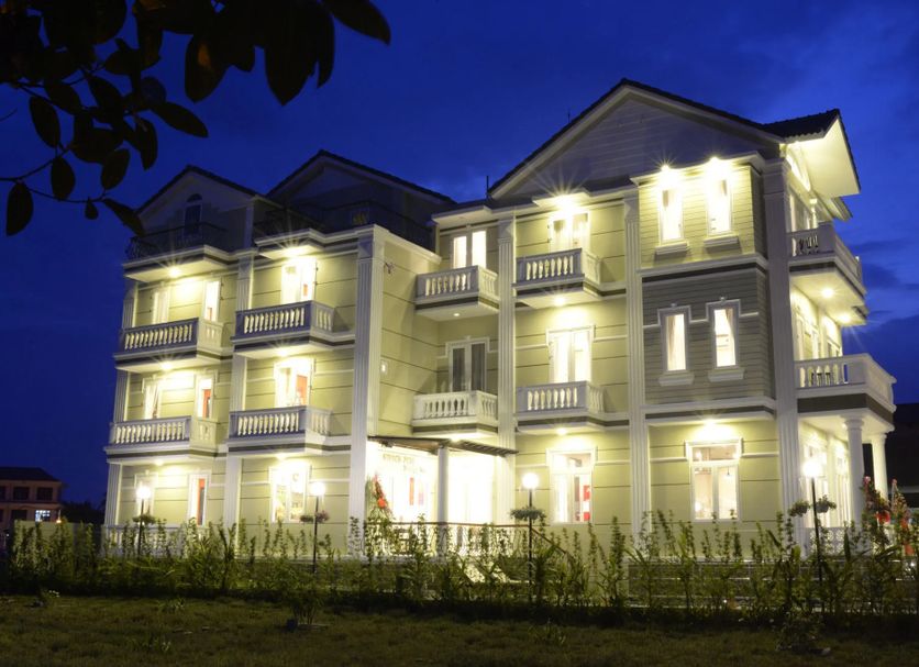 Building Photo