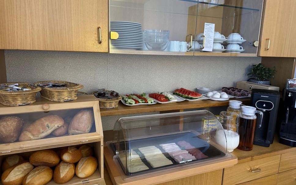 Buffet Photo