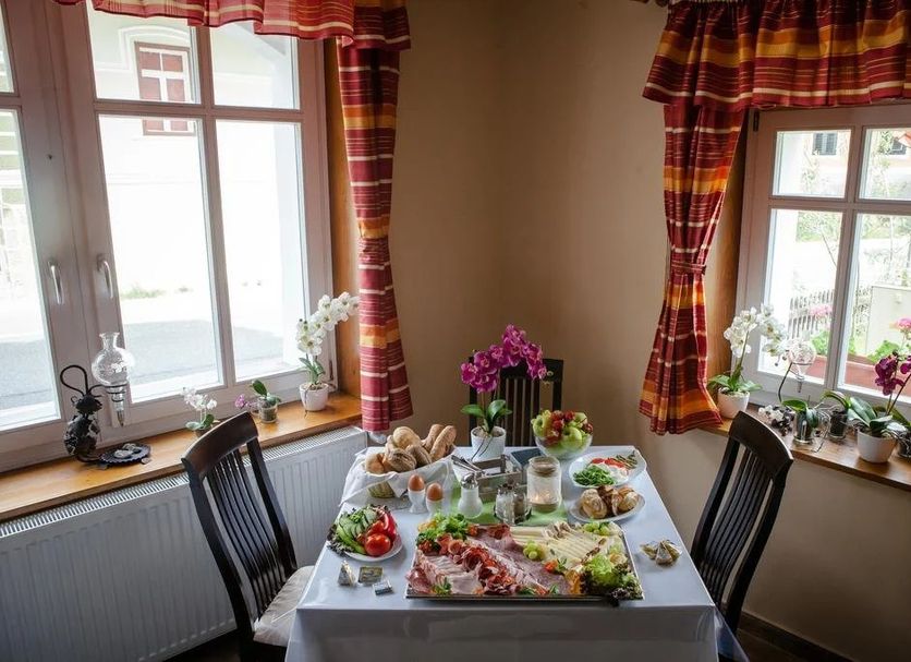 Dining room Photo