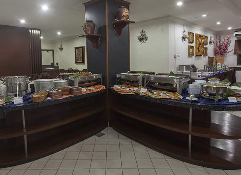 Buffet Photo