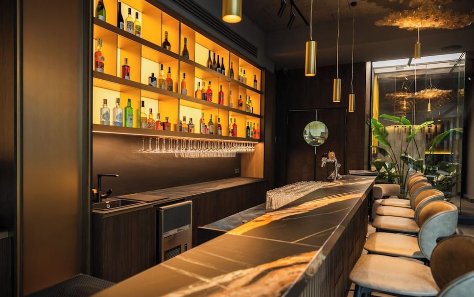 Bar Photo