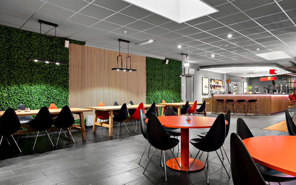 Restaurant Photo