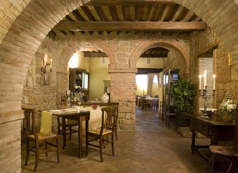 Dining room Photo