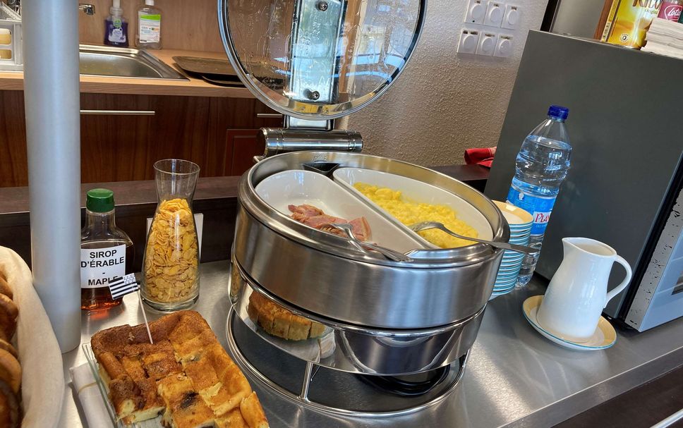 Buffet Photo