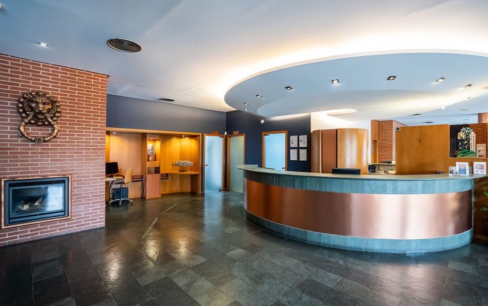 Front desk Photo
