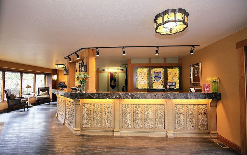 Front desk Photo
