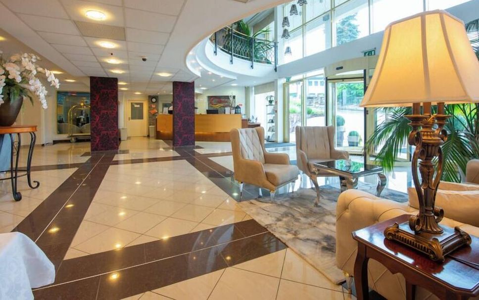 Lobby Photo