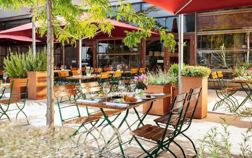 Restaurant Photo