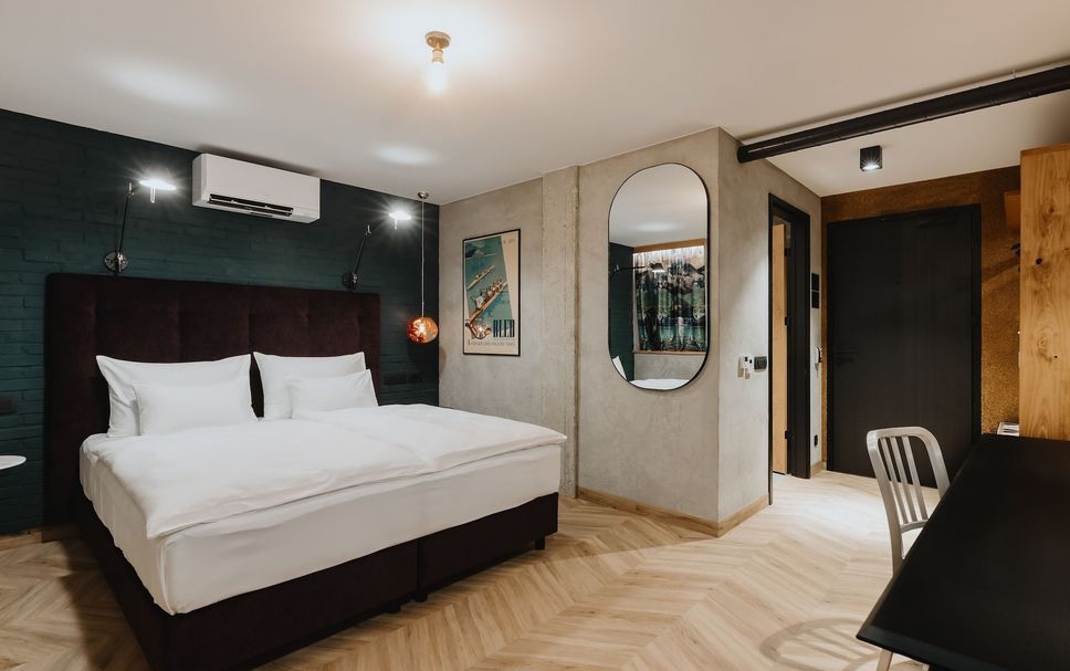 Bedroom Photo