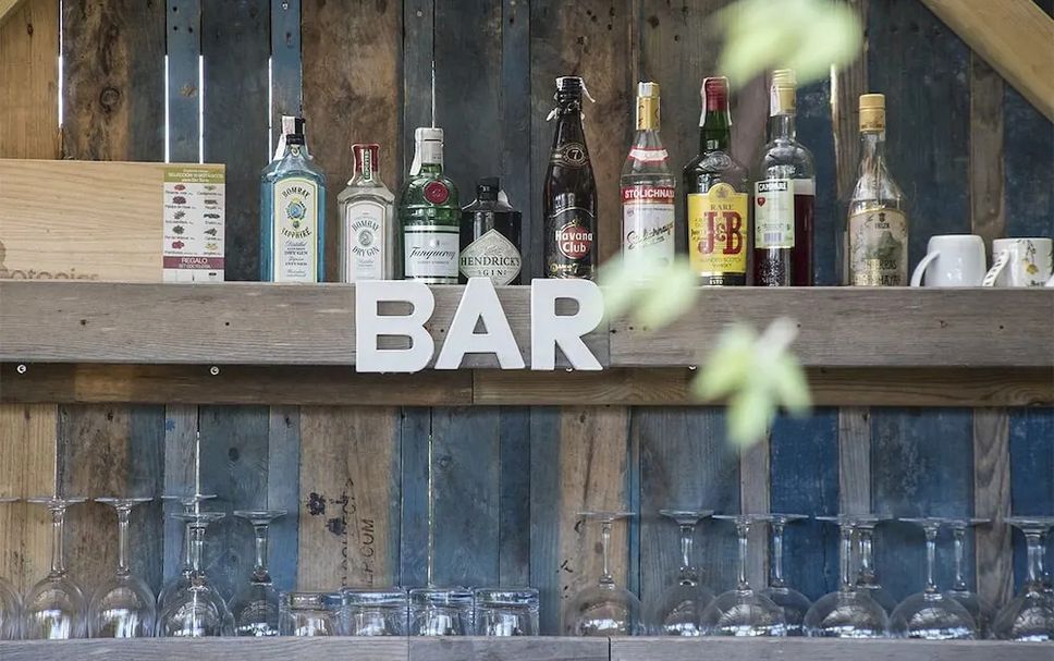 Bar Photo