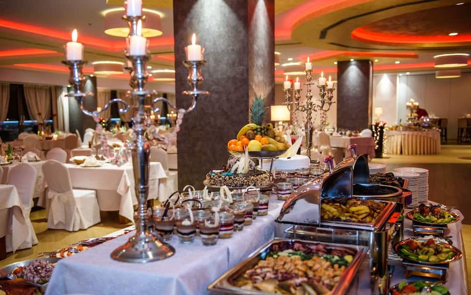 Buffet Photo