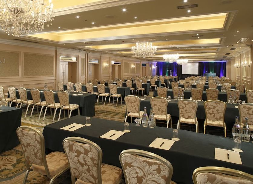 Banquet hall Photo