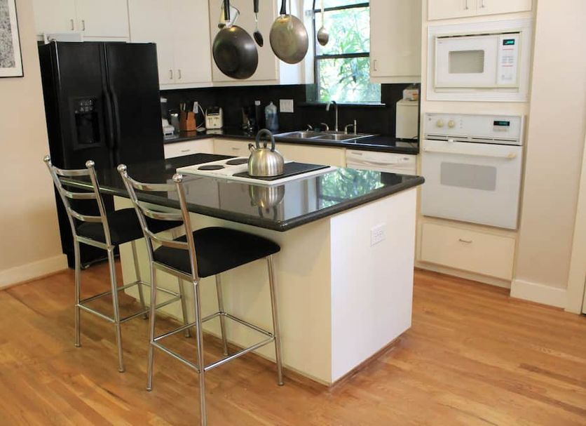 Kitchen Photo