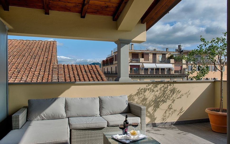 Balcony Photo