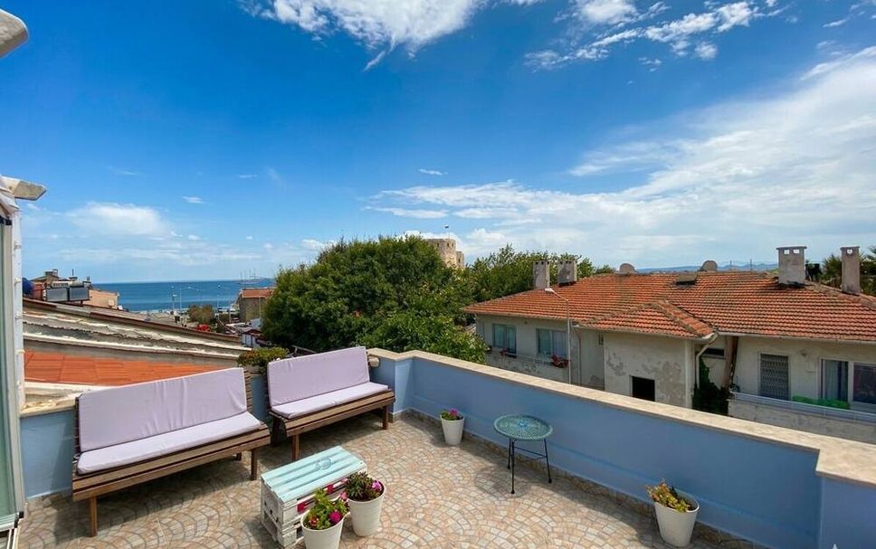 Balcony Photo