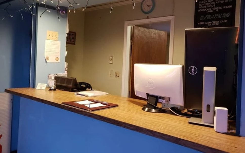 Front desk Photo