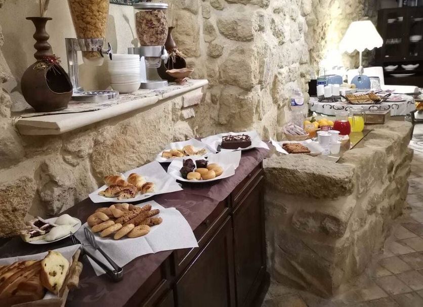 Buffet Photo