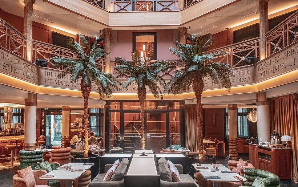 Restaurant Photo