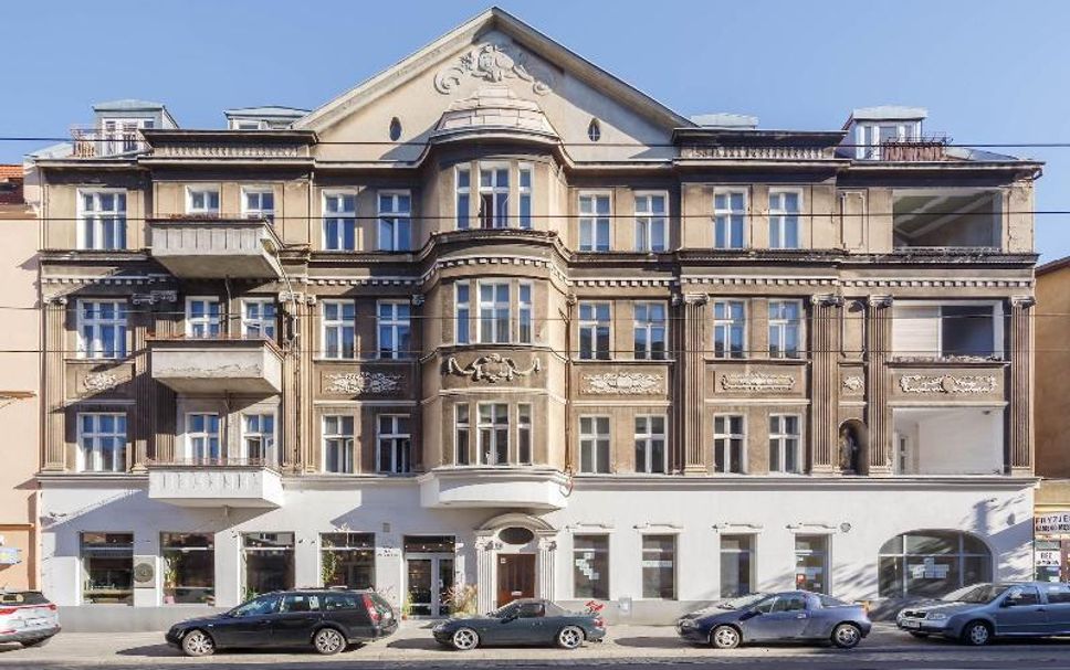 Building Photo
