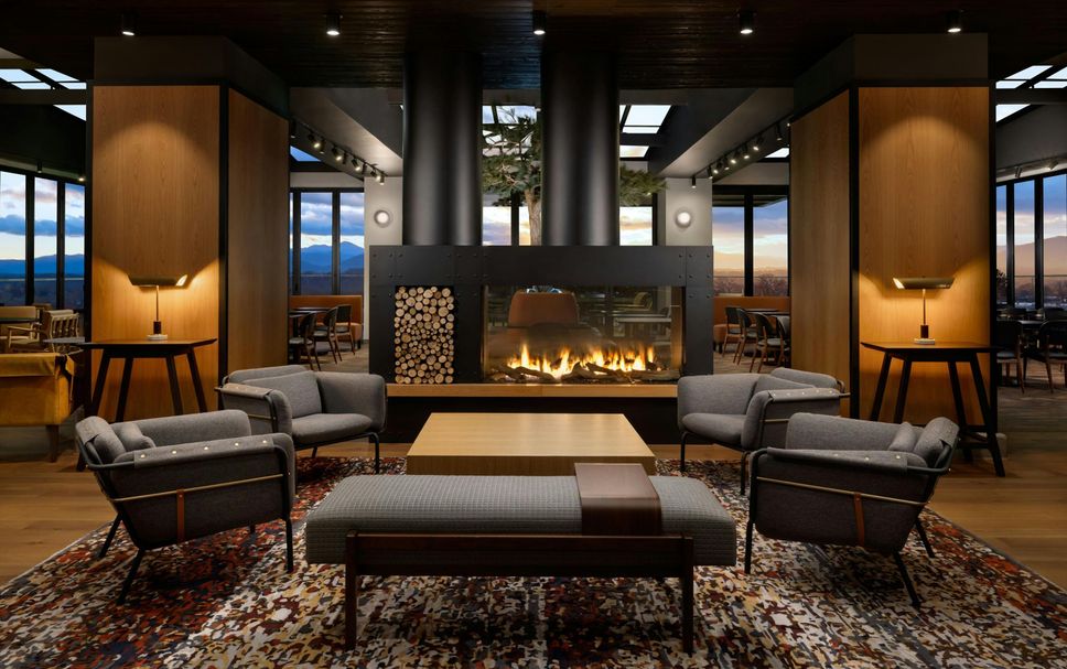 Lounge Photo