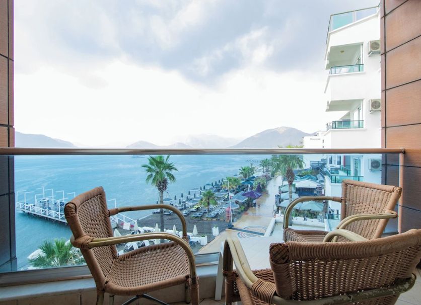 Balcony Photo