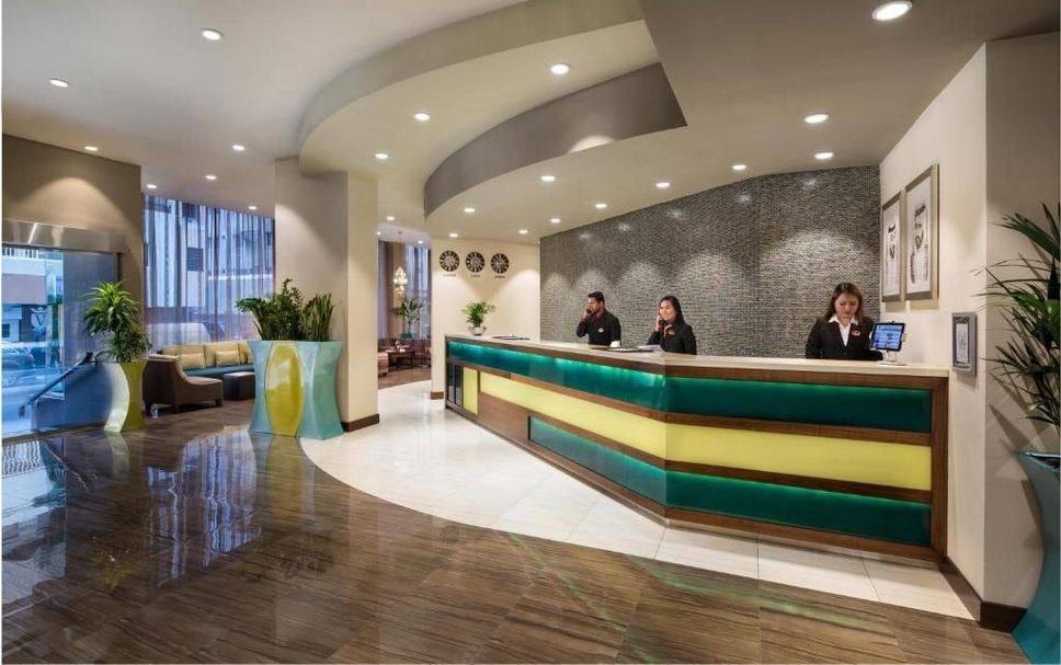 Front desk Photo