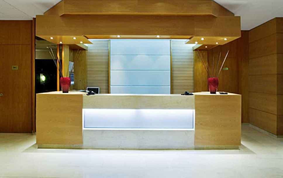Front desk Photo