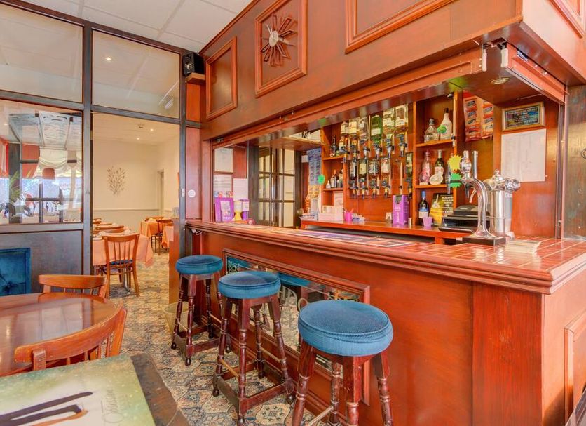 Bar Photo