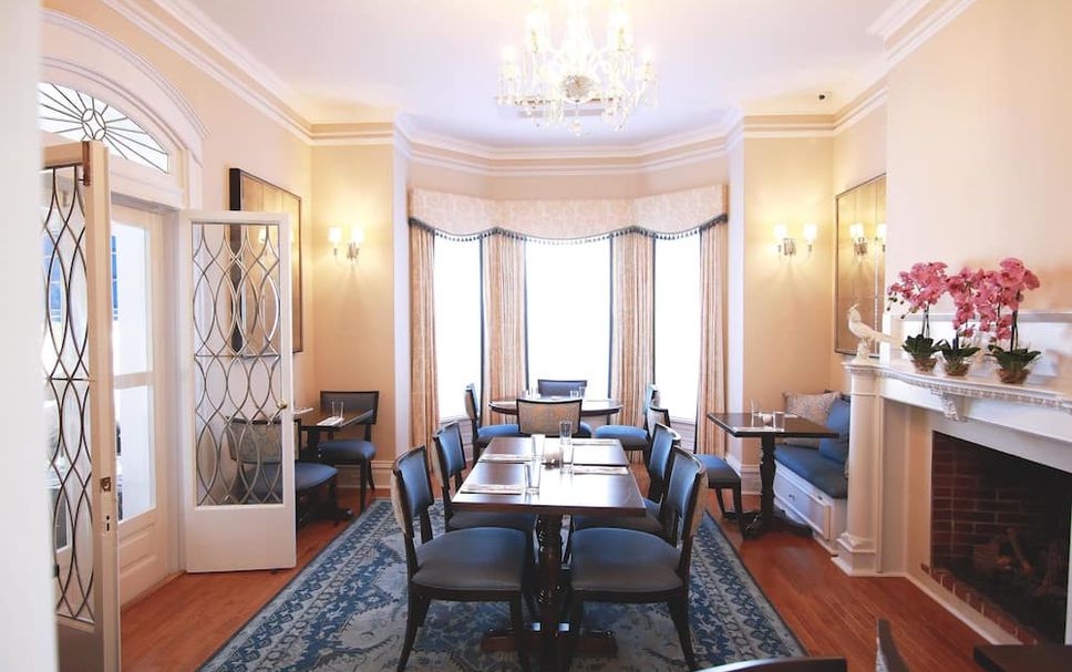 Dining room Photo