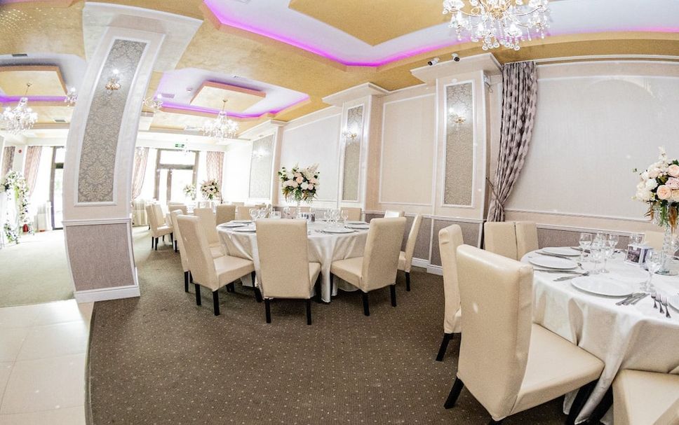 Banquet hall Photo
