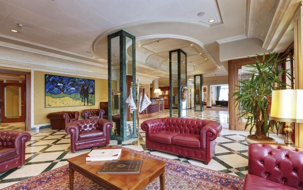 Lobby Photo