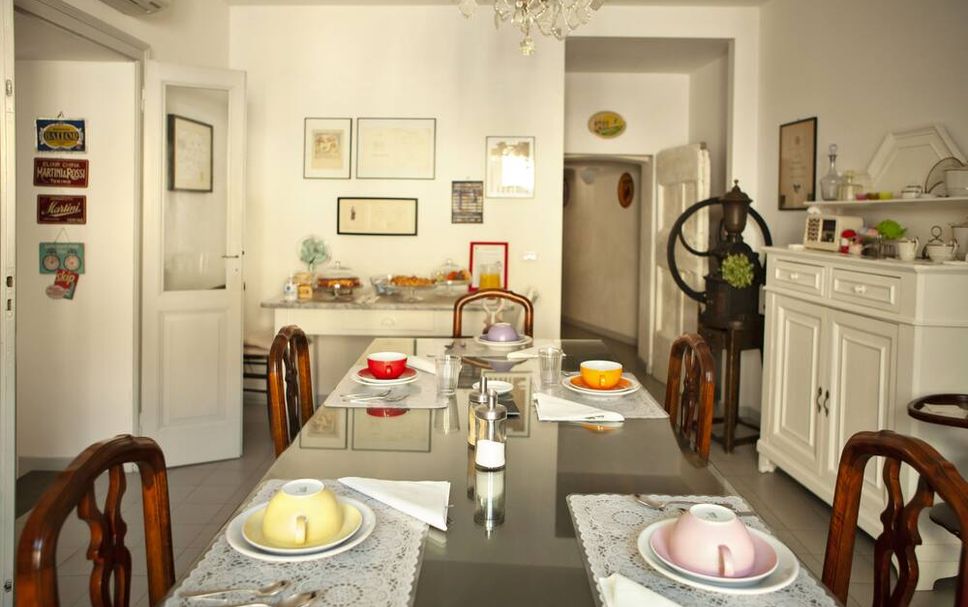 Dining room Photo
