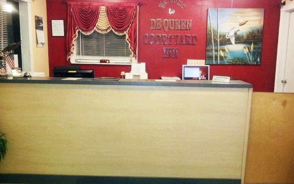 Front desk Photo