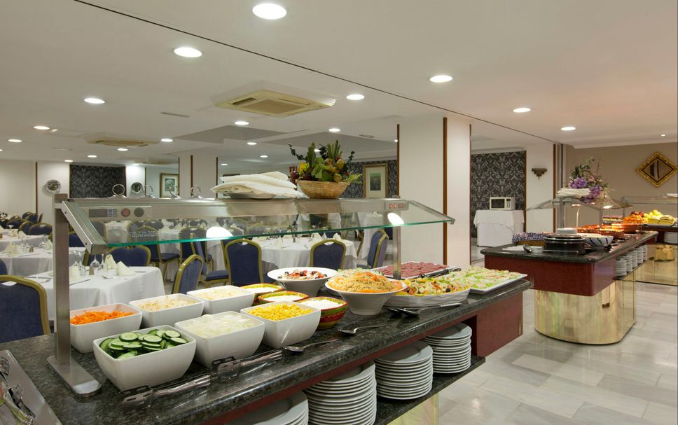 Buffet Photo