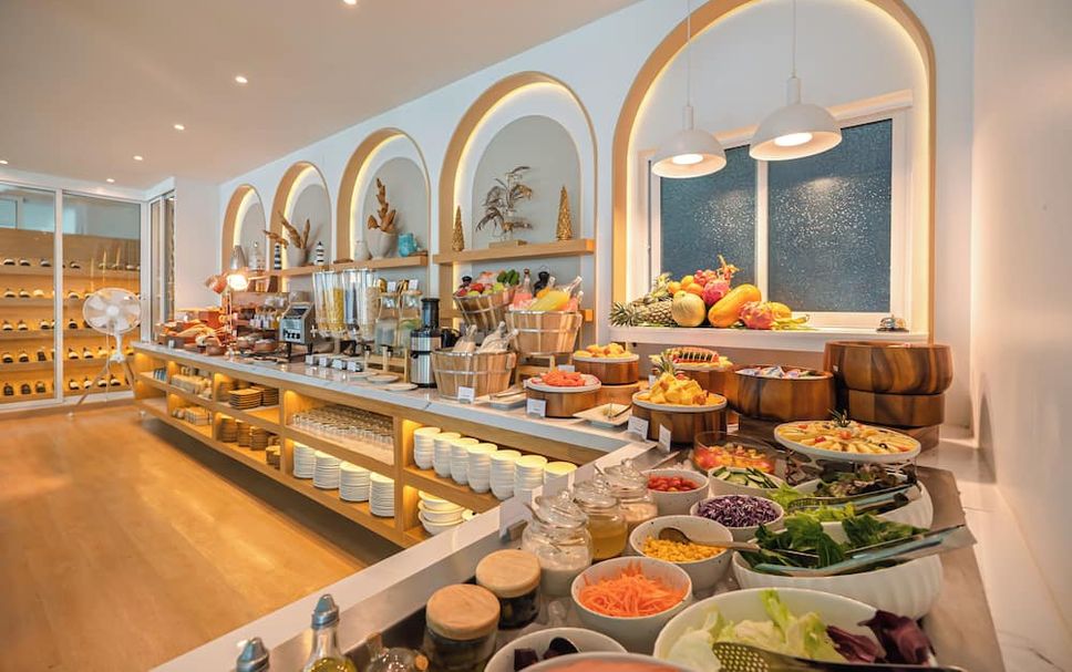Buffet Photo